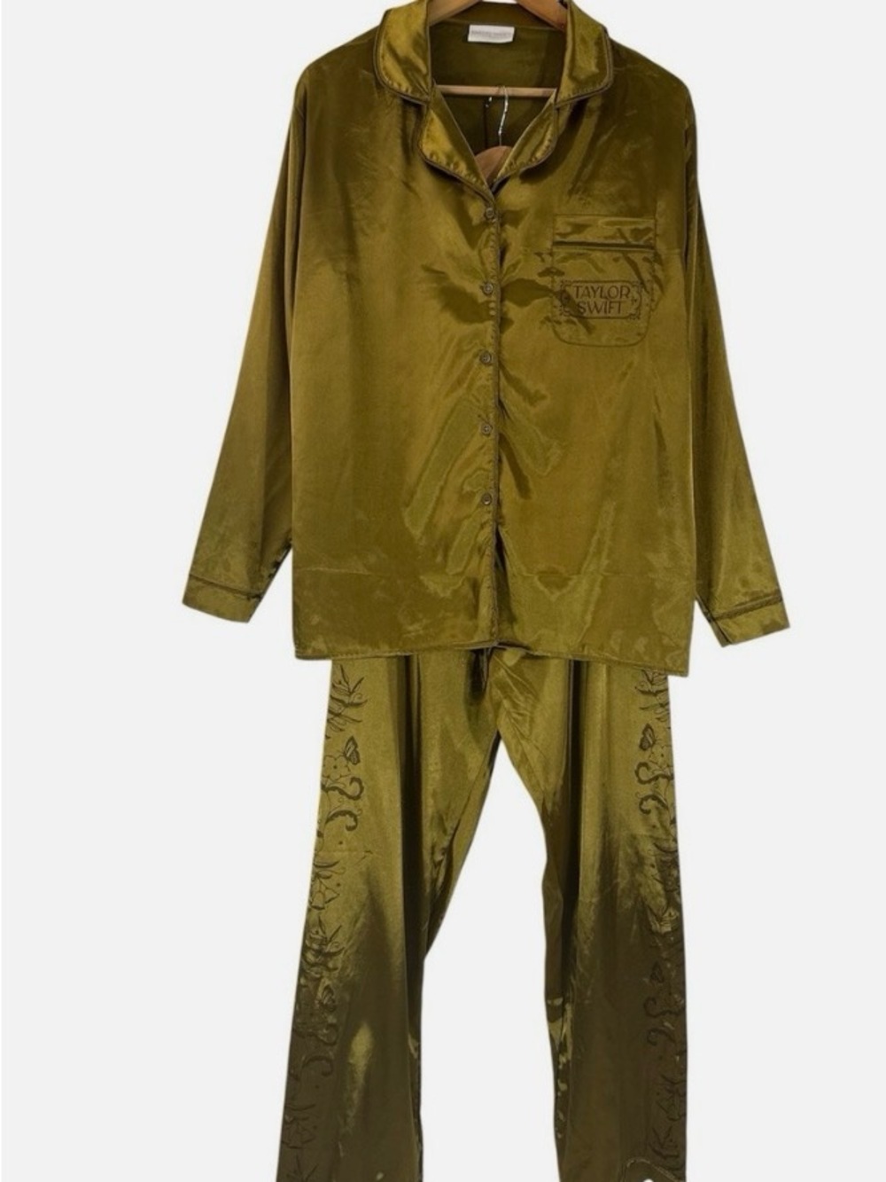 Taylor Swift Gold Fearless Satin Pajama Set